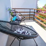 Апартаменты Le Petit 2 *